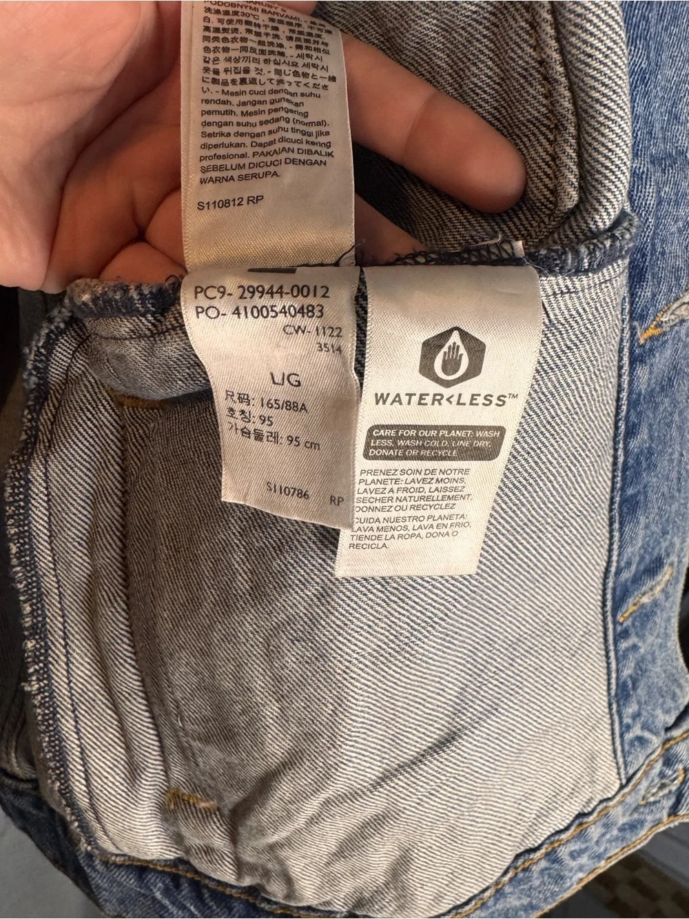 Levi's Light Blue Denim Trucker Jacket - Picture 4 of 5